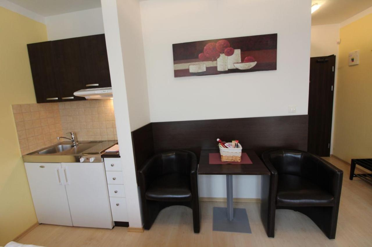Apartman Eden Besenova Exterior photo